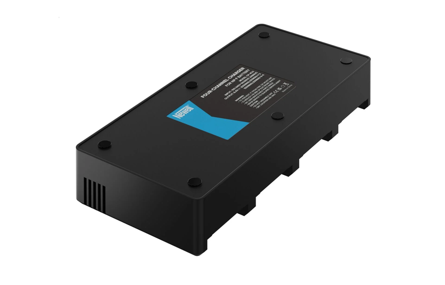 Чотирьох канальний зарядний пристрій Newell DF-4CH для акумуляторів NP-F 12570 фото