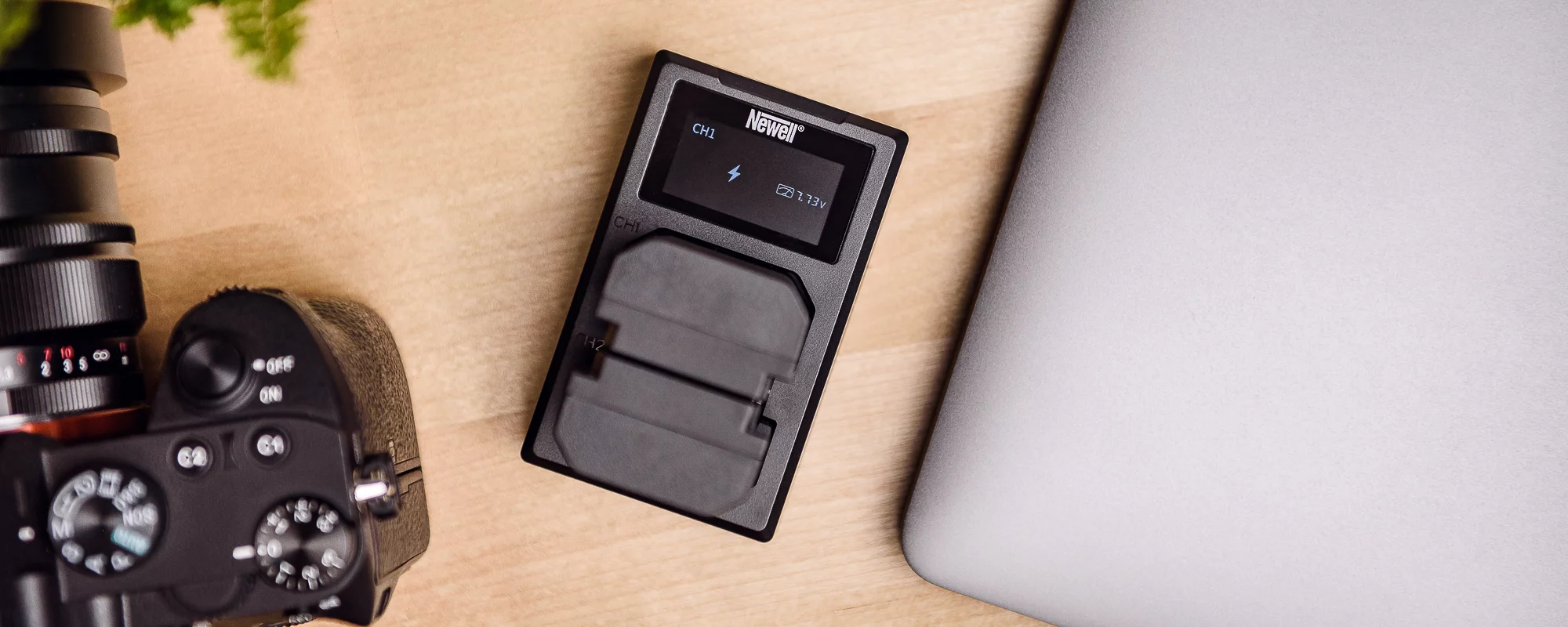 /newell-fdl-usb-c-dual-channel-charger-dlja-np-w126-nl2539